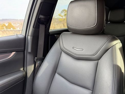 Used 2023 Cadillac XT5 Luxury image 21