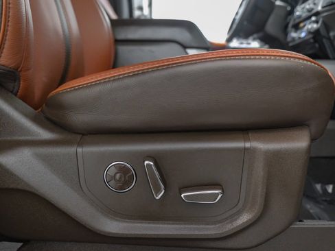 Used 2022 Ford F250 King Ranch w/ King Ranch Ultimate Package AWD/4WD image 34