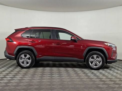 Used 2024 Toyota RAV4 XLE w/ Convenience Package AWD/4WD image 10