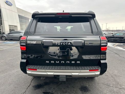 Used 2025 Toyota 4Runner Limited image 24