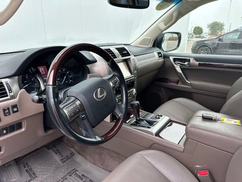 Used 2019 Lexus GX 460 Premium AWD/4WD image 15