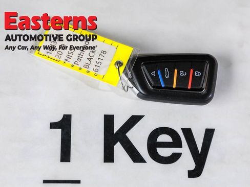 Used 2019 Nissan Pathfinder SV image 25