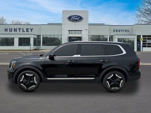 Used 2023 Kia Telluride S w/ S Sunroof Package AWD/4WD image 6