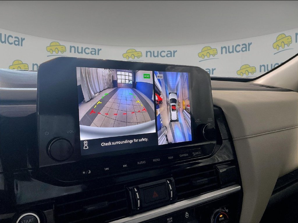 Used 2024 Nissan Pathfinder SL AWD/4WD image 19