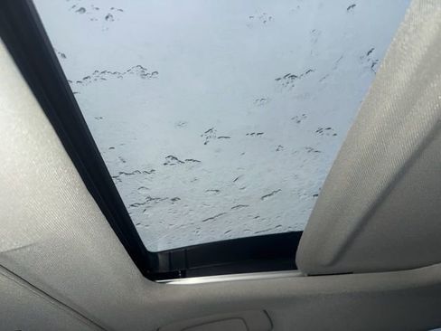 Used 2023 Honda Accord EX image 10