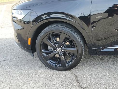 Used 2022 Buick Envision Essence w/ Sport Touring Package image 8