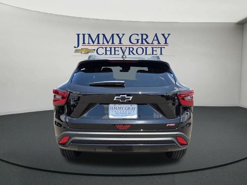 New 2026 Chevrolet Trax RS w/ Driver Confidence Package FWD image 4