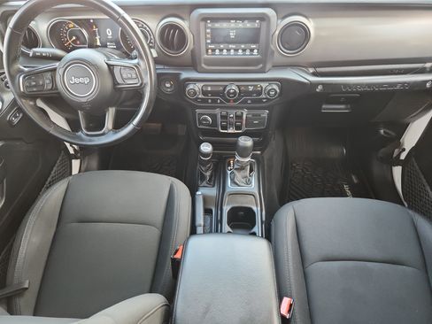 Used 2021 Jeep Wrangler Unlimited Sport AWD/4WD image 12