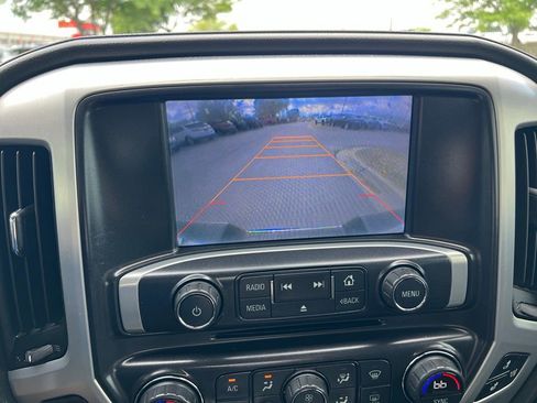 Used 2015 GMC Sierra 1500 SLT w/ SLT Crew Cab Value Package AWD/4WD image 37