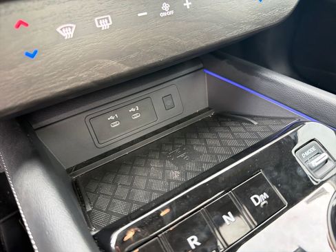 Certified 2025 Nissan Murano SL image 40