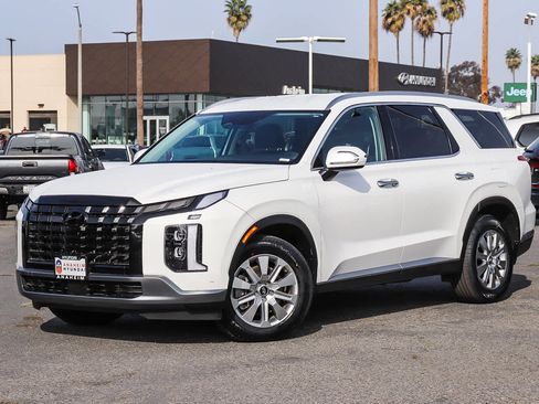 Used 2023 Hyundai Palisade SEL image 1