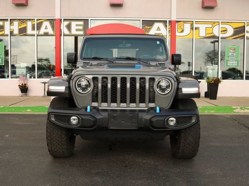Used 2023 Jeep Wrangler Unlimited Rubicon 4xe w/ Cold Weather Group AWD/4WD image 2