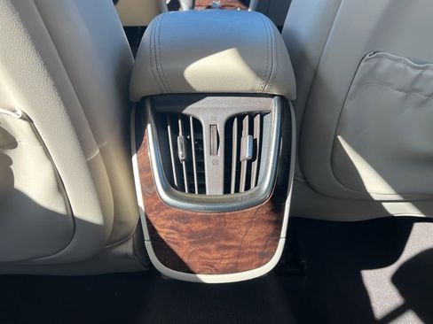 Used 2016 Buick LaCrosse Sport Touring FWD image 23