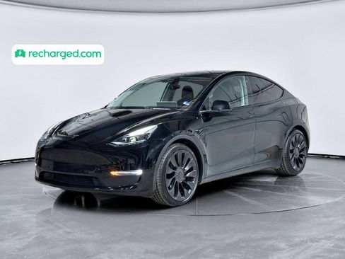 Used 2022 Tesla Model Y Performance image 1