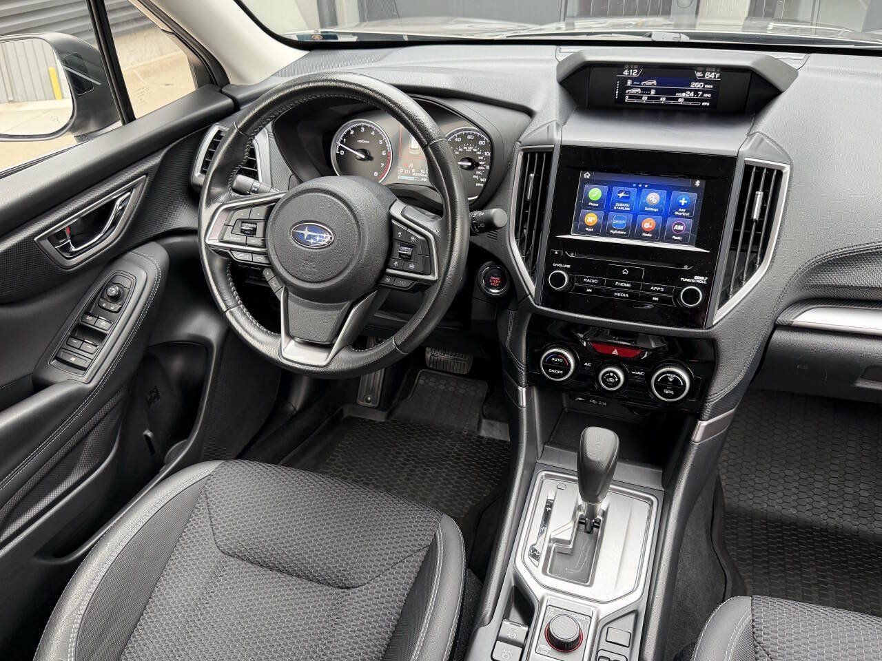Used 2022 Subaru Forester Premium AWD/4WD image 22