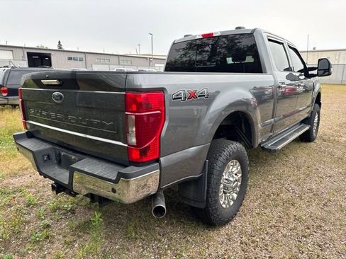 Certified 2022 Ford F250 Lariat w/ Chrome Package AWD/4WD image 11