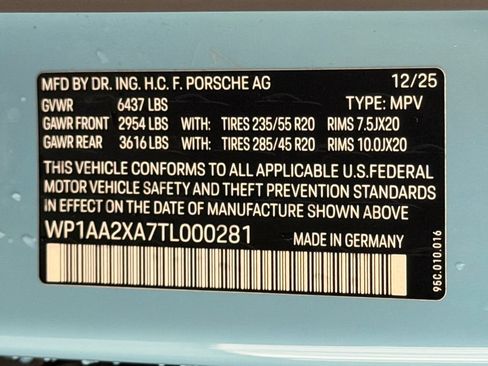 Certified 2026 Porsche Macan 4 Electric AWD/4WD image 26