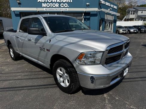 Used 2018 RAM 1500 Classic SLT AWD/4WD image 8