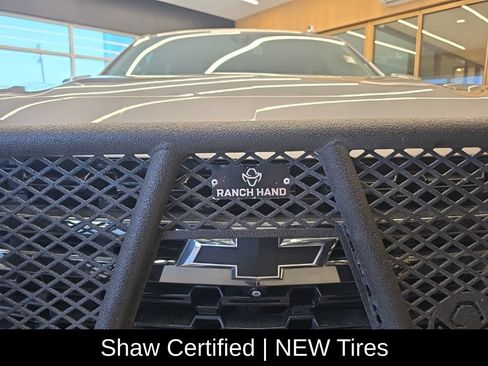 Used 2021 Chevrolet Tahoe Z71 w/ Luxury Package AWD/4WD image 5