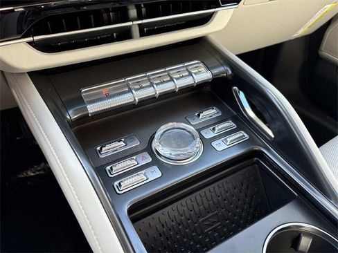 New 2026 Lincoln Nautilus Premier image 30