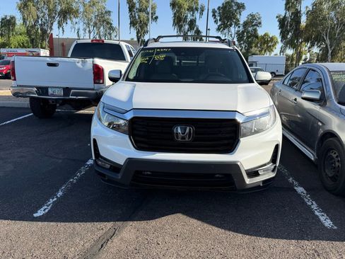 Used 2023 Honda Ridgeline RTL-E image 2