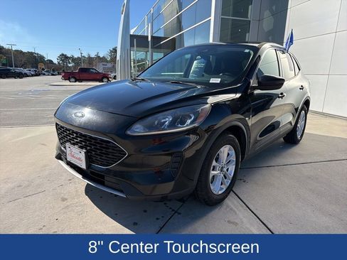 Used 2020 Ford Escape SE image 4