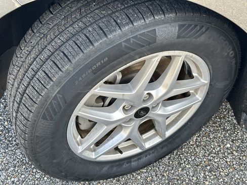 Certified 2024 Ford Edge SEL AWD/4WD image 10