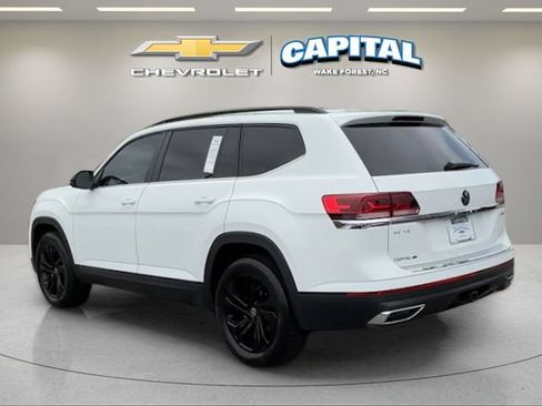 Used 2023 Volkswagen Atlas SE AWD/4WD image 3