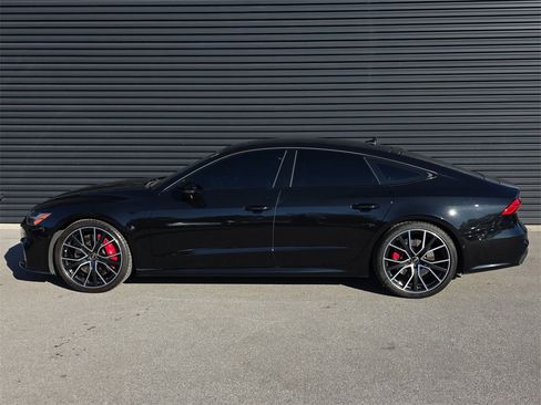 Used 2023 Audi S7 Premium Plus image 2