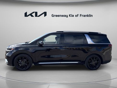 Used 2022 Kia Carnival SX image 4