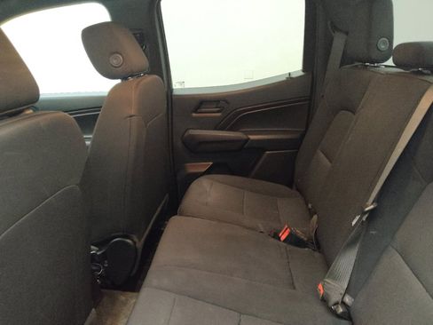 Used 2023 Chevrolet Colorado W/T image 18