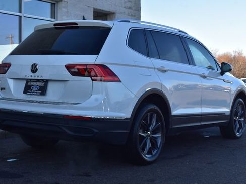 Used 2023 Volkswagen Tiguan SE image 14