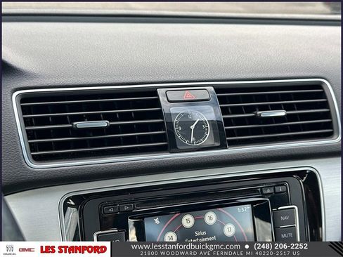 Used 2013 Volkswagen Passat 2.5 SE image 28