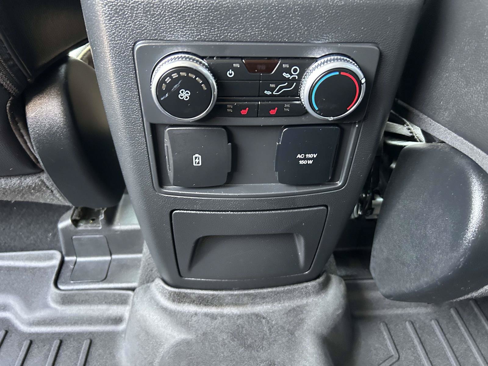 Used 2022 Ford Explorer Limited w/ Equipment Group 301A RWD image 19