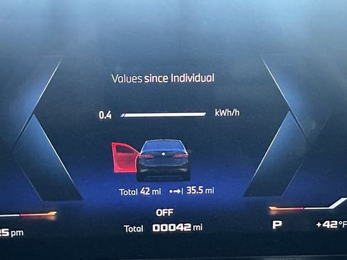 Used 2024 BMW i5 M60 w/ Executive Package image 22