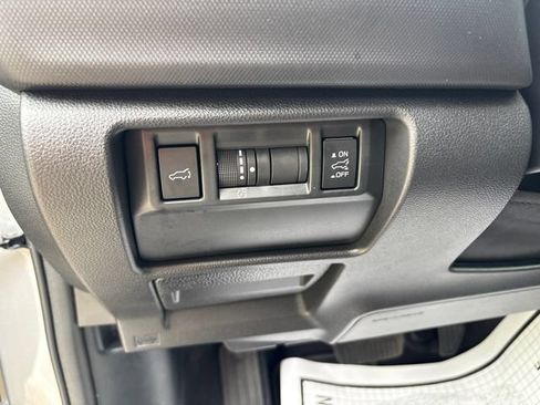 Used 2025 Subaru Forester Limited AWD/4WD image 27