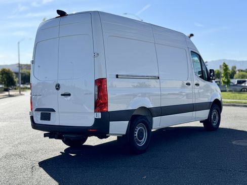 New 2025 Mercedes-Benz Sprinter 2500 image 7