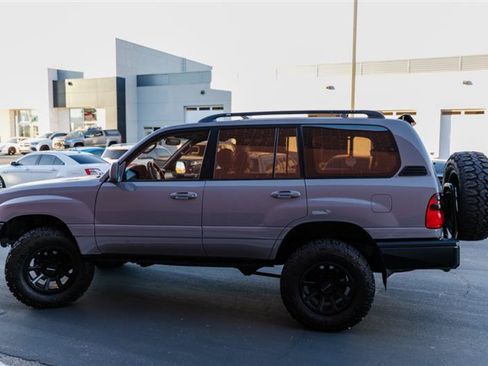 Used 2001 Toyota Land Cruiser AWD/4WD image 16