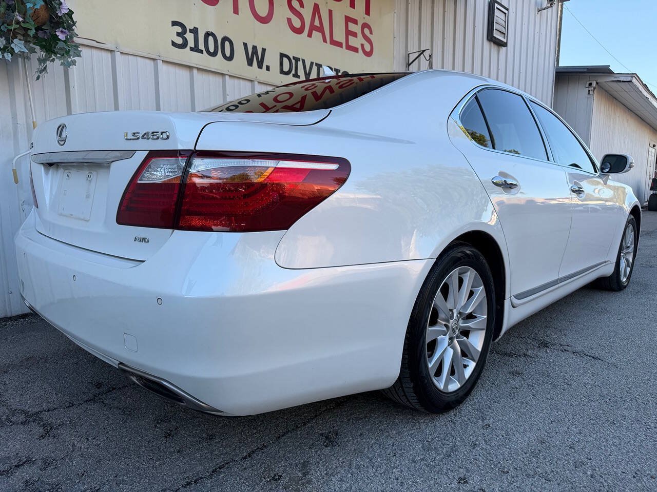 Used 2010 Lexus LS 460 AWD image 4
