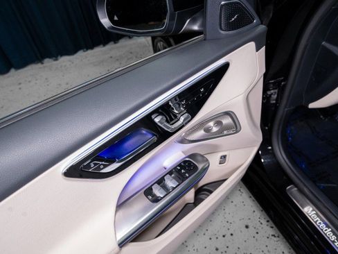 New 2026 Mercedes-Benz C 300 Sedan image 11