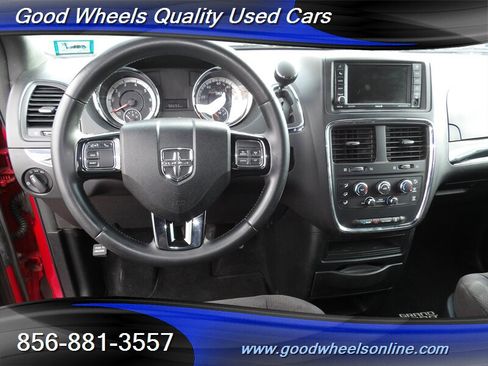 Used 2014 Dodge Grand Caravan SE image 17