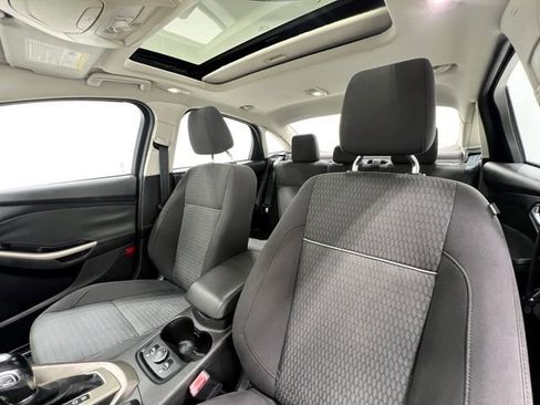 Used 2012 Ford Focus SEL image 12