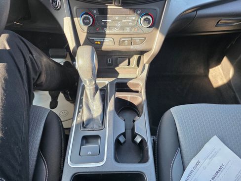 Certified 2019 Ford Escape SE image 13