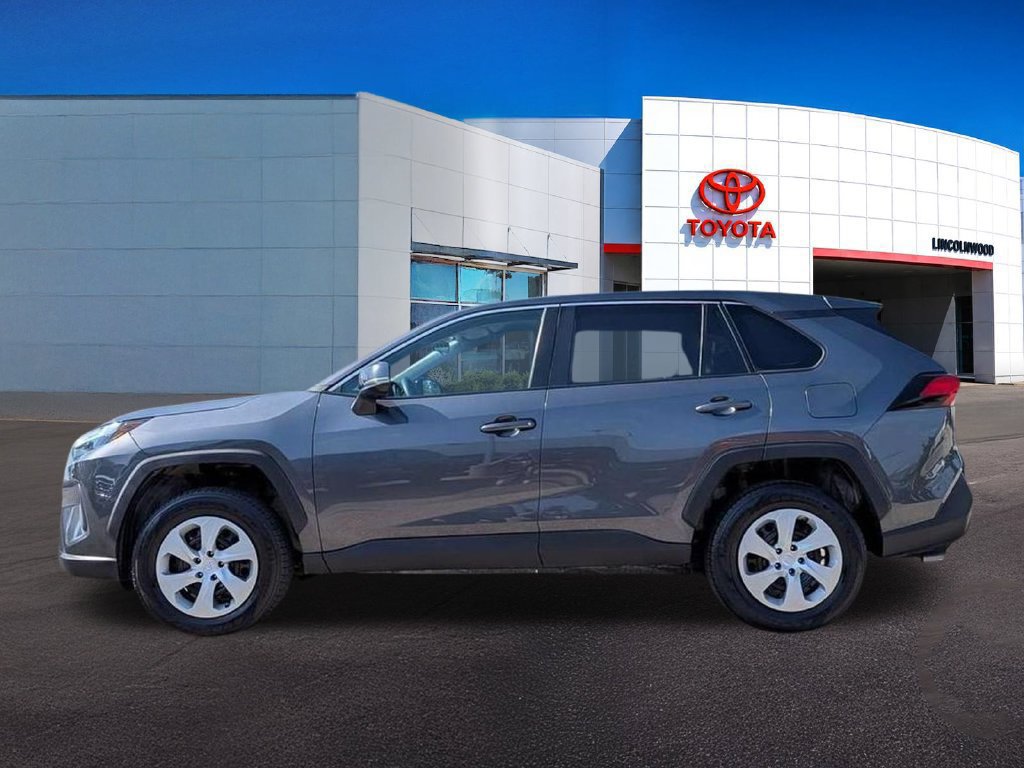 Used 2024 Toyota RAV4 LE AWD/4WD image 12