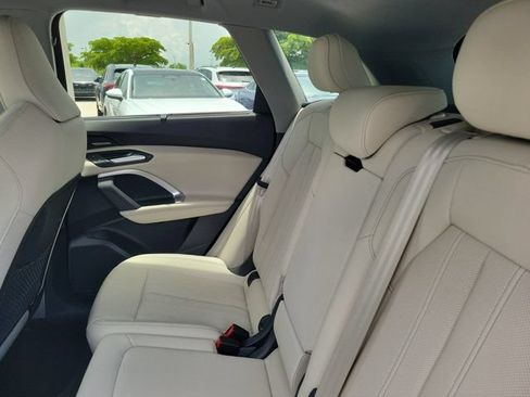 Certified 2025 Audi Q5 Premium Plus w/ Premium Plus AWD/4WD image 11