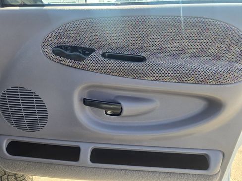 Used 2001 Dodge Ram 2500 Truck 4x4 Quad Cab image 14