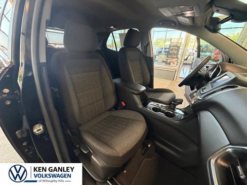 Used 2024 Chevrolet Equinox LT FWD image 23