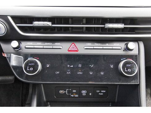 Certified 2025 Hyundai Sonata SEL image 30