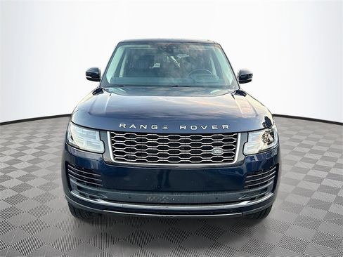 Used 2018 Land Rover Range Rover Supercharged image 2
