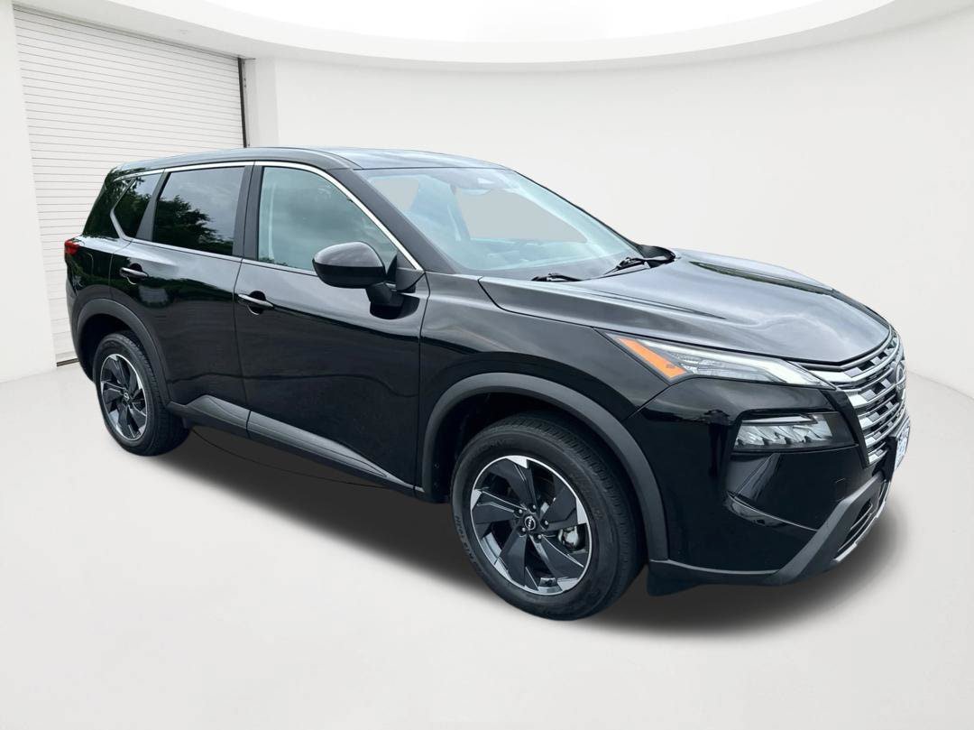 Used 2024 Nissan Rogue SV AWD/4WD image 3